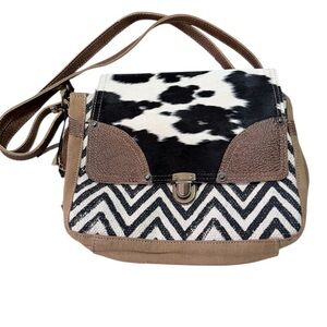 Myra Bag Pearl‎ Fusion Messenger Bag